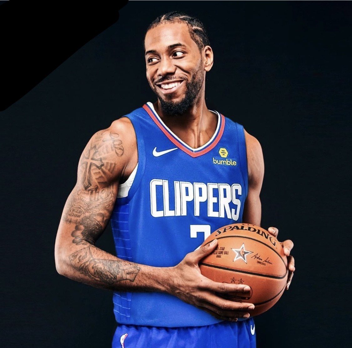 FC首尔官方：我们向球迷致歉，亚冠战绩低迷理应接受批评（FC首尔发布声明：就亚冠表现不佳向球迷致歉，坦承应当接受批评）