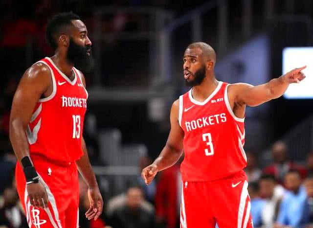 雷迪克谈社交媒体时代教练挑战与回合价值差异（雷迪克解析社媒时代的教练困境与回合价值分歧）