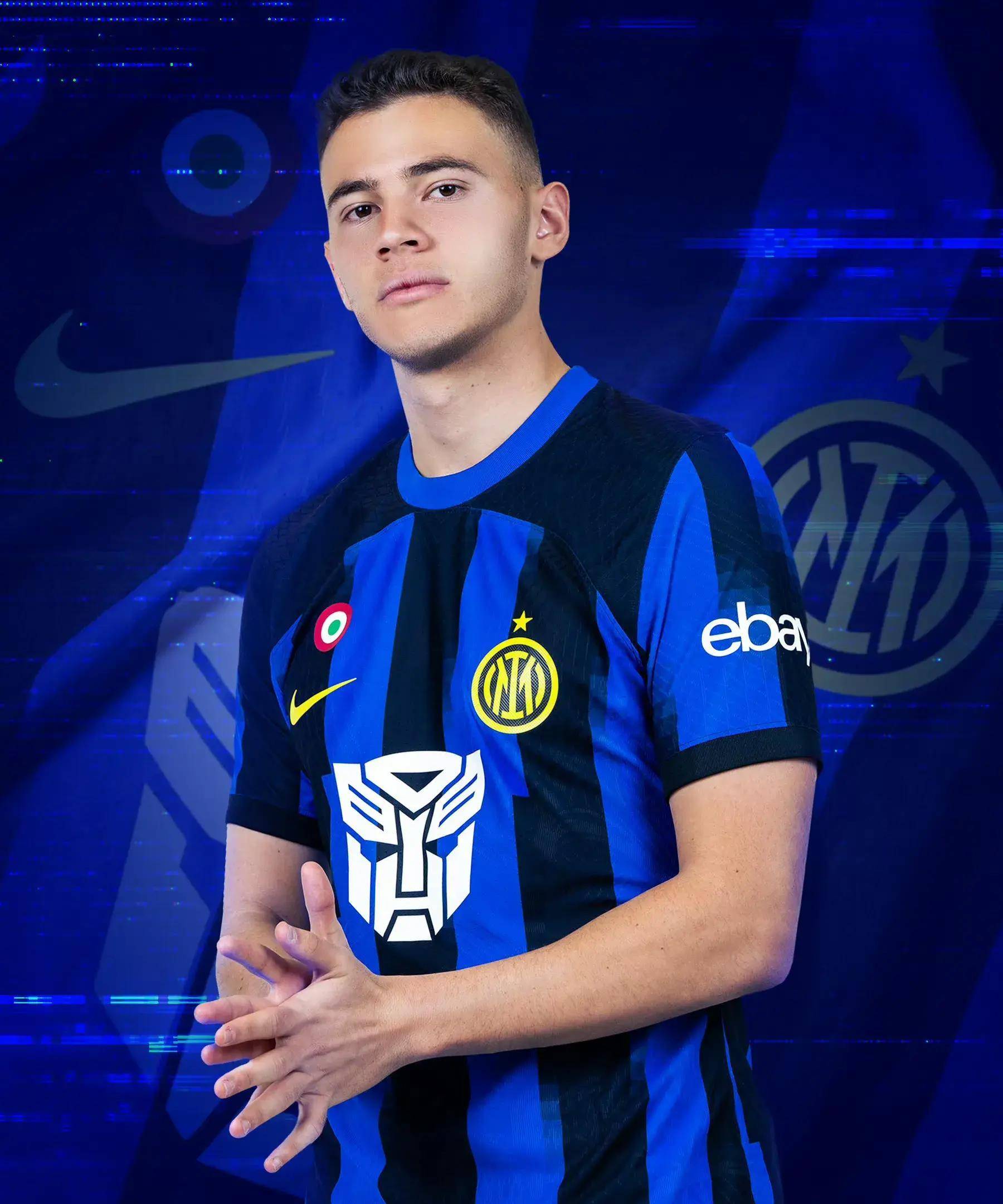 差了一点点！克莱绝杀抛投涮筐而出 独行侠和活塞进入加时（遗憾一丝之差！克莱压哨抛投未中，独行侠与活塞战至加时）