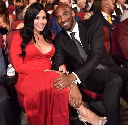 乌奈·西蒙：逼平巴黎是积极的结果，但其实我们有机会拿三分（乌奈·西蒙：战平巴黎是好事，但我们原本有机会全取三分）